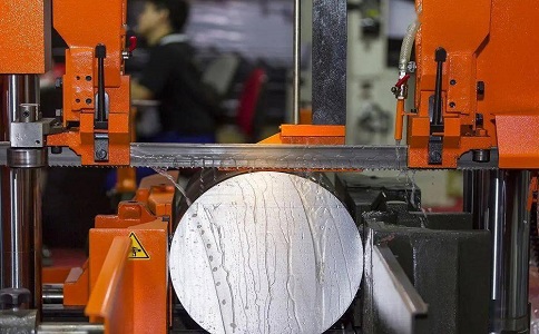 通道立式金属带锯床切削出现跑带故障解决方法！